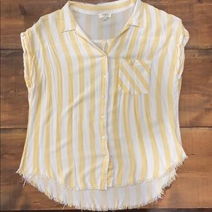 Umgee Distressed Top